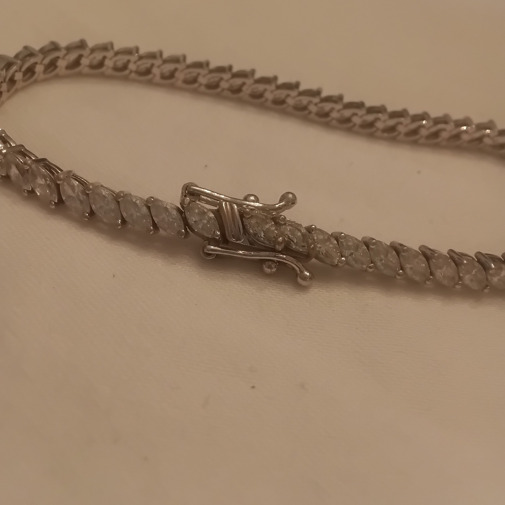 marquise-cut Cubic Zirconic Tennis Bracelet